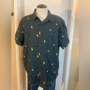 Hurley. Extra Large‎ XL. Short sleeve. Pineapples. Preowned